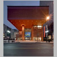 Bechtler Museum of Modern Art, Charlotte, North Carolina, photo by Bechtler, Wikipedia.jpg